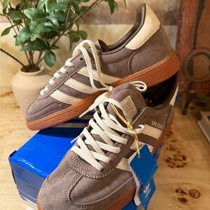 NWT Adidas Handball Spezial Sneakers